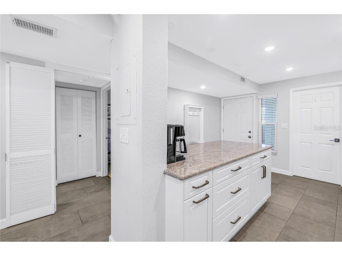 6001 Bahia Del Mar Circle #328 Saint Petersburg FL 33715 - PASS A GRILLE CHANNEL TB8453182 image6