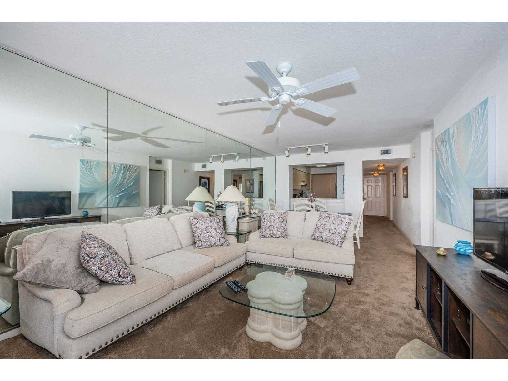 6001 Bahia Del Mar Circle #527 Saint Petersburg FL 33715 TB8474196 image11