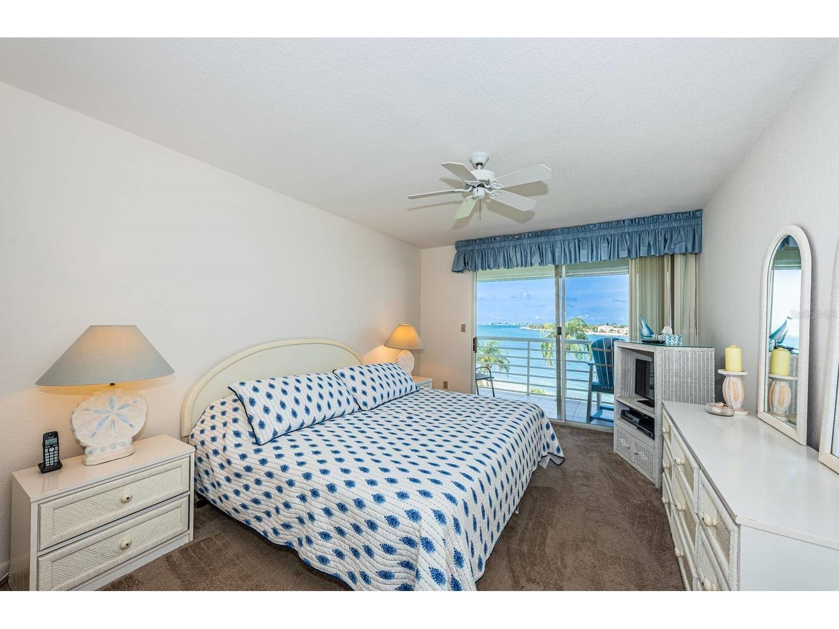 6001 Bahia Del Mar Circle #527 Saint Petersburg FL 33715 TB8474196 image15