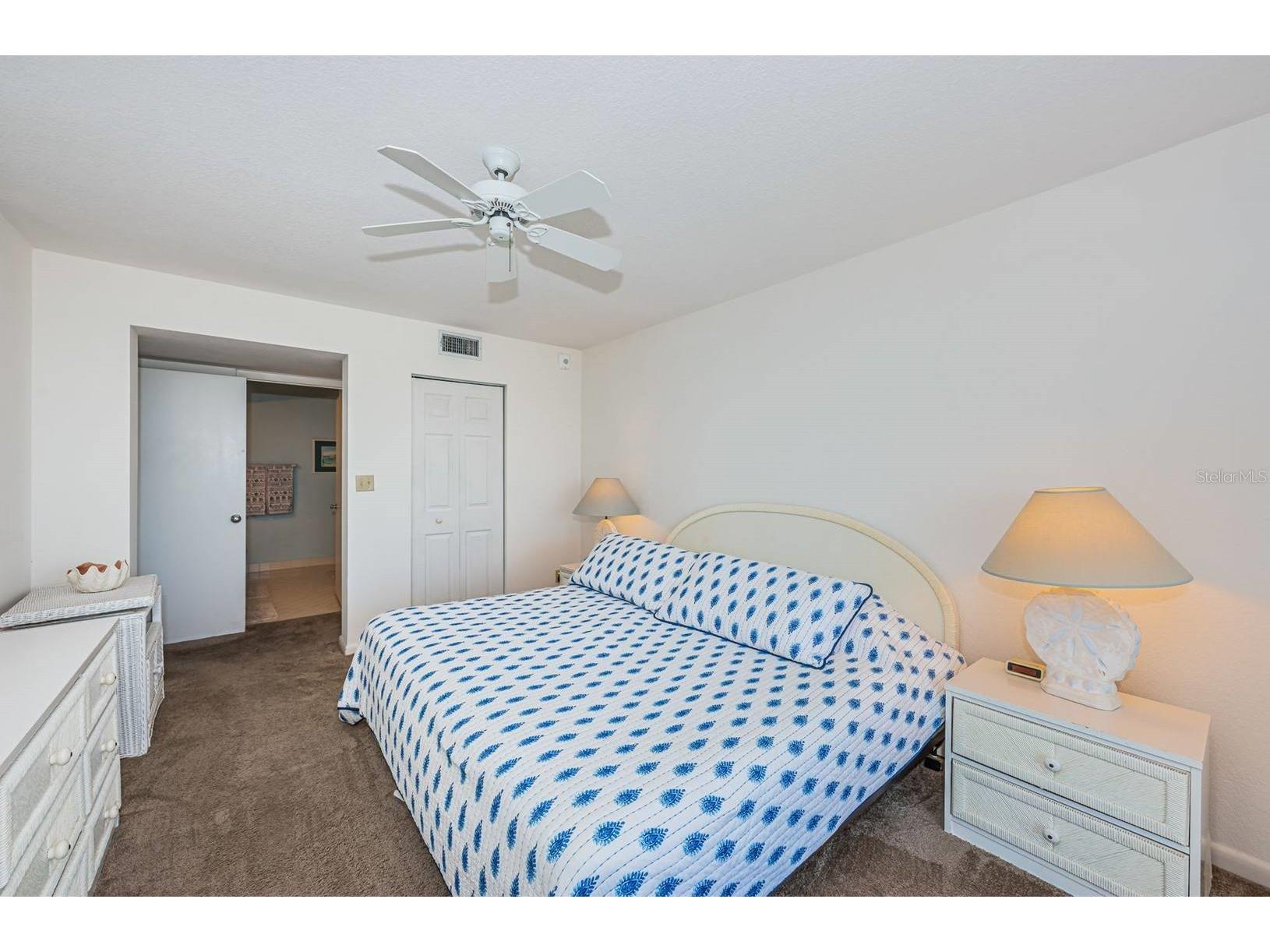 6001 Bahia Del Mar Circle #527 Saint Petersburg FL 33715 TB8474196 image16