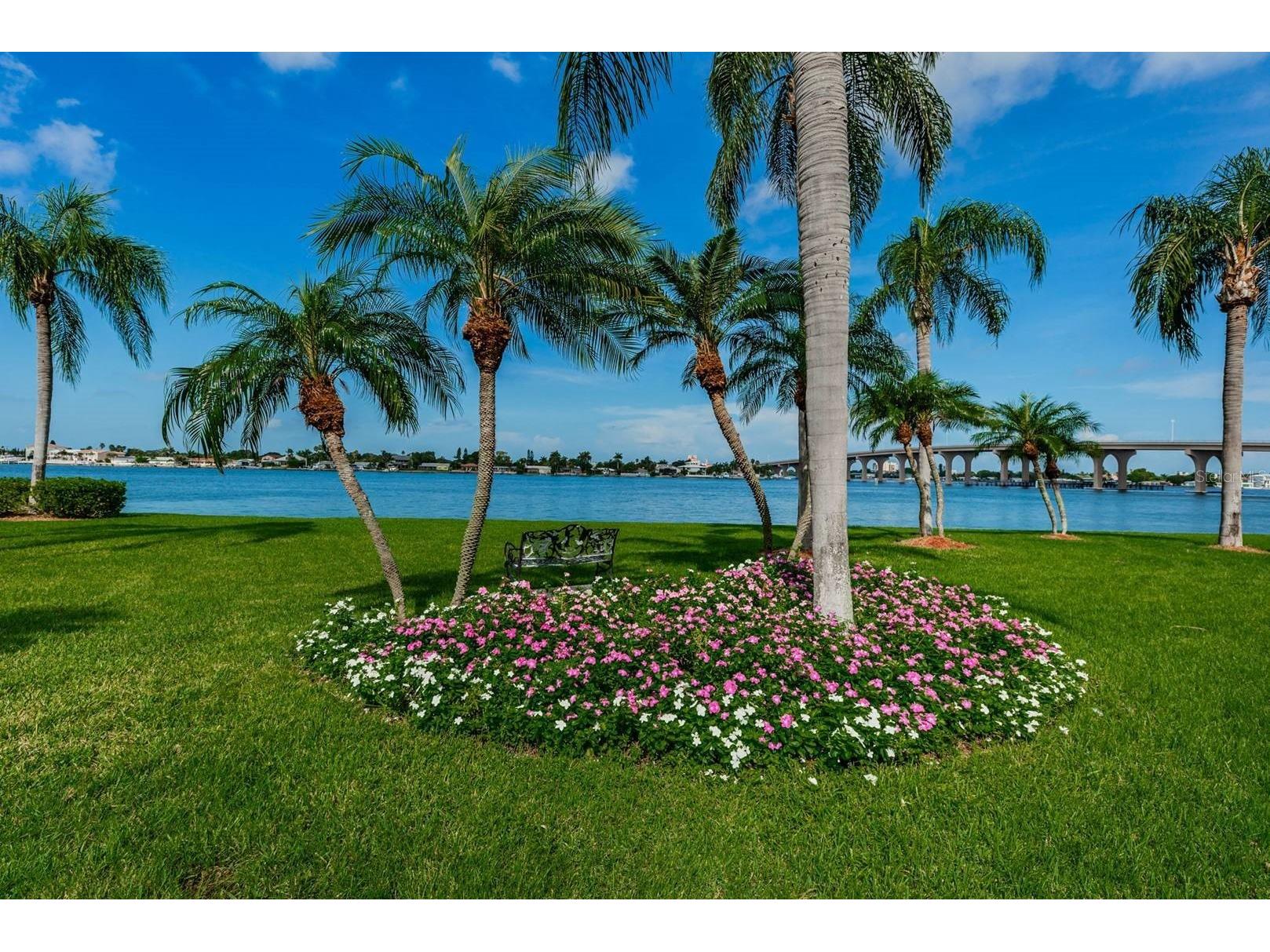 6001 Bahia Del Mar Circle #527 Saint Petersburg FL 33715 TB8474196 image25
