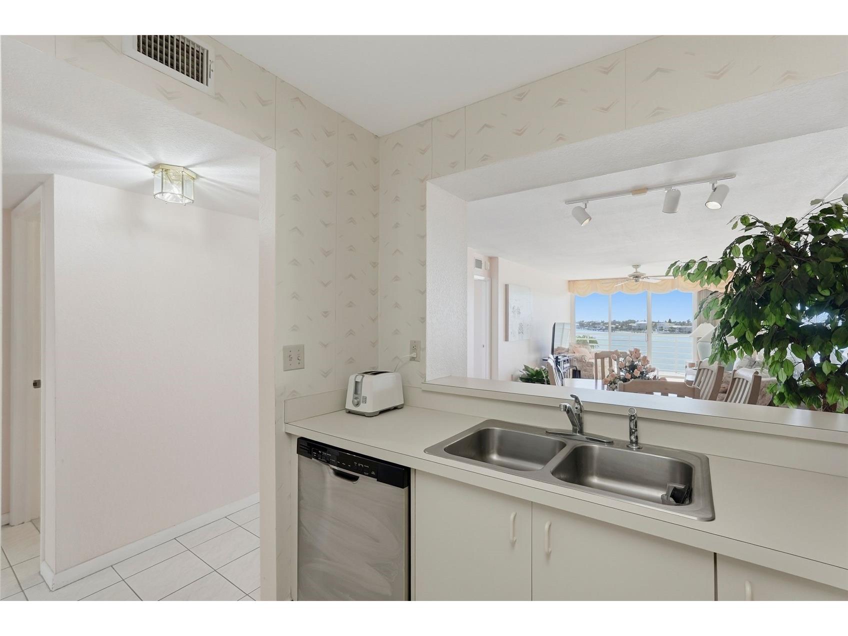 6001 Bahia Del Mar Circle #529 Saint Petersburg FL 33715 - INTRACOASTAL WATERWAY TB8466995 image27