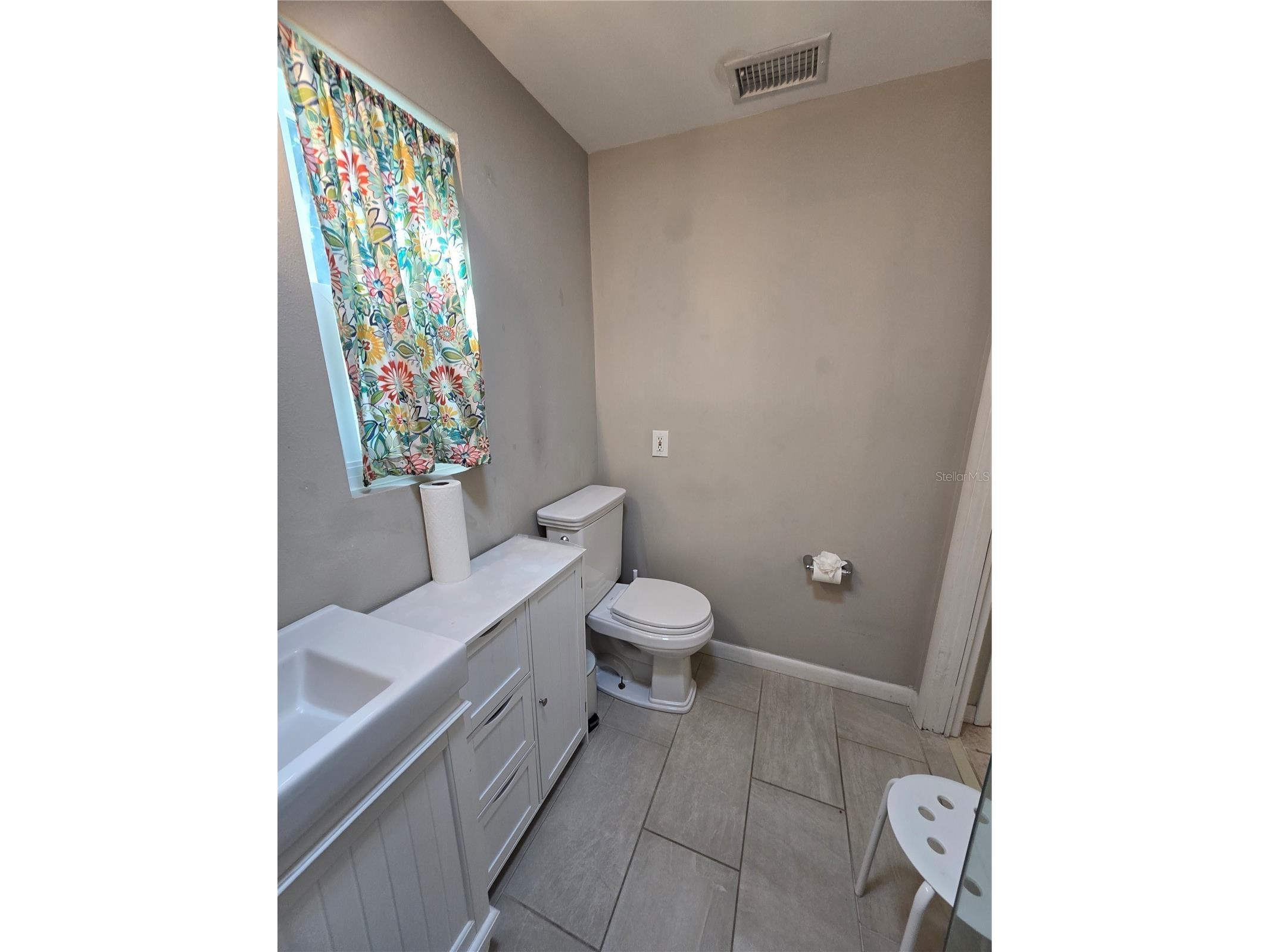 6001 Cedar Street NE Saint Petersburg FL 33703 TB8526243 image33
