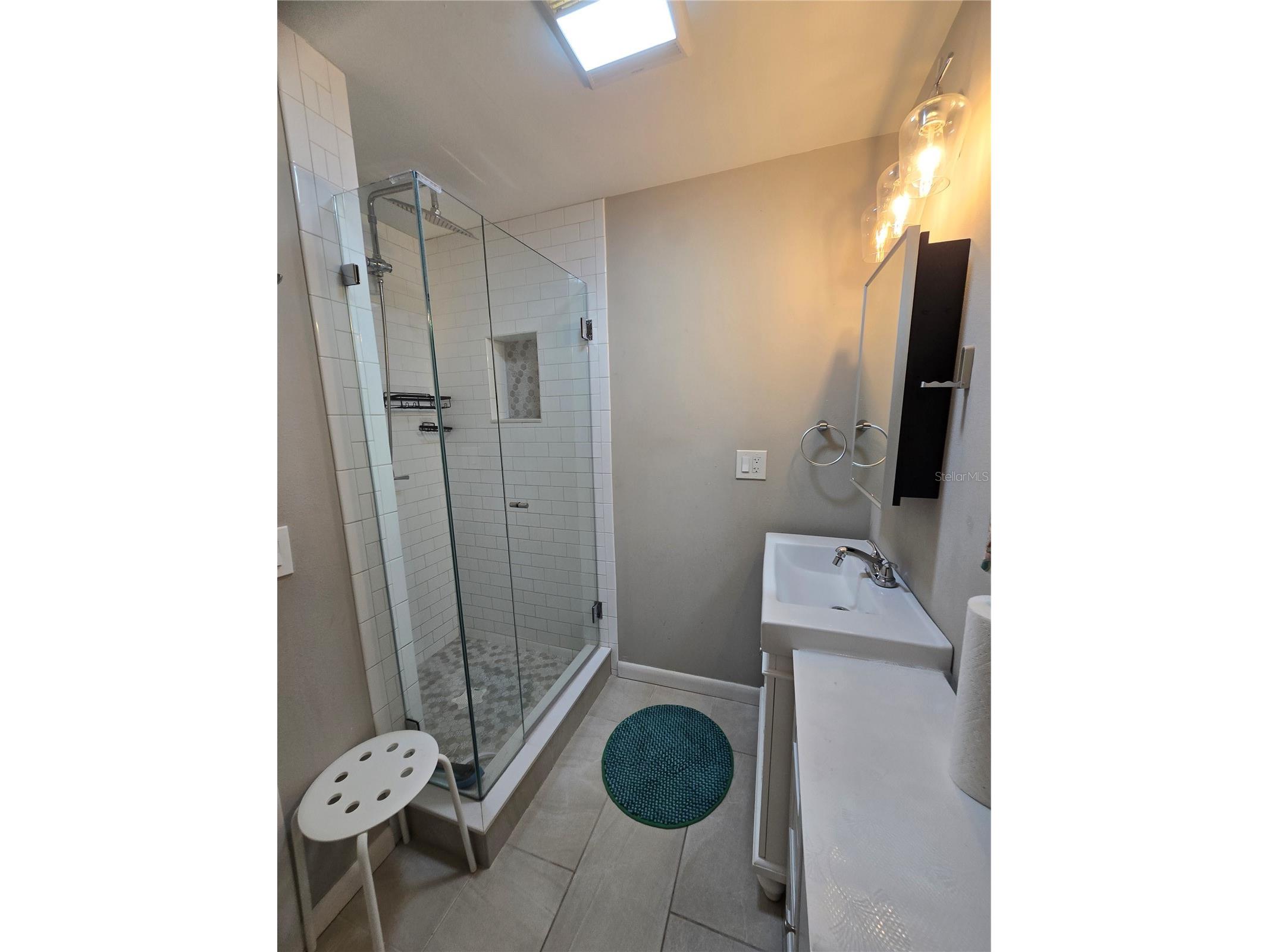 6001 Cedar Street NE Saint Petersburg FL 33703 TB8526243 image34