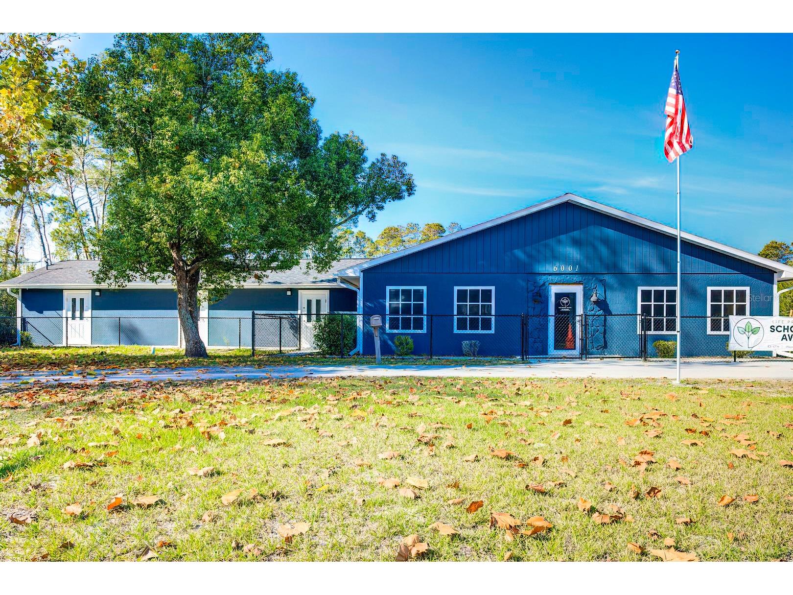 6001 Deltona Boulevard Spring Hill FL 34606 W7840727 image2