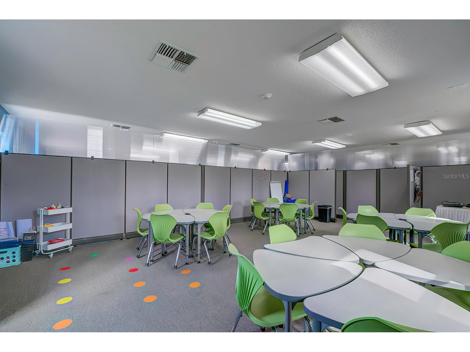 6001 Deltona Boulevard Spring Hill FL 34606 W7840727 image21