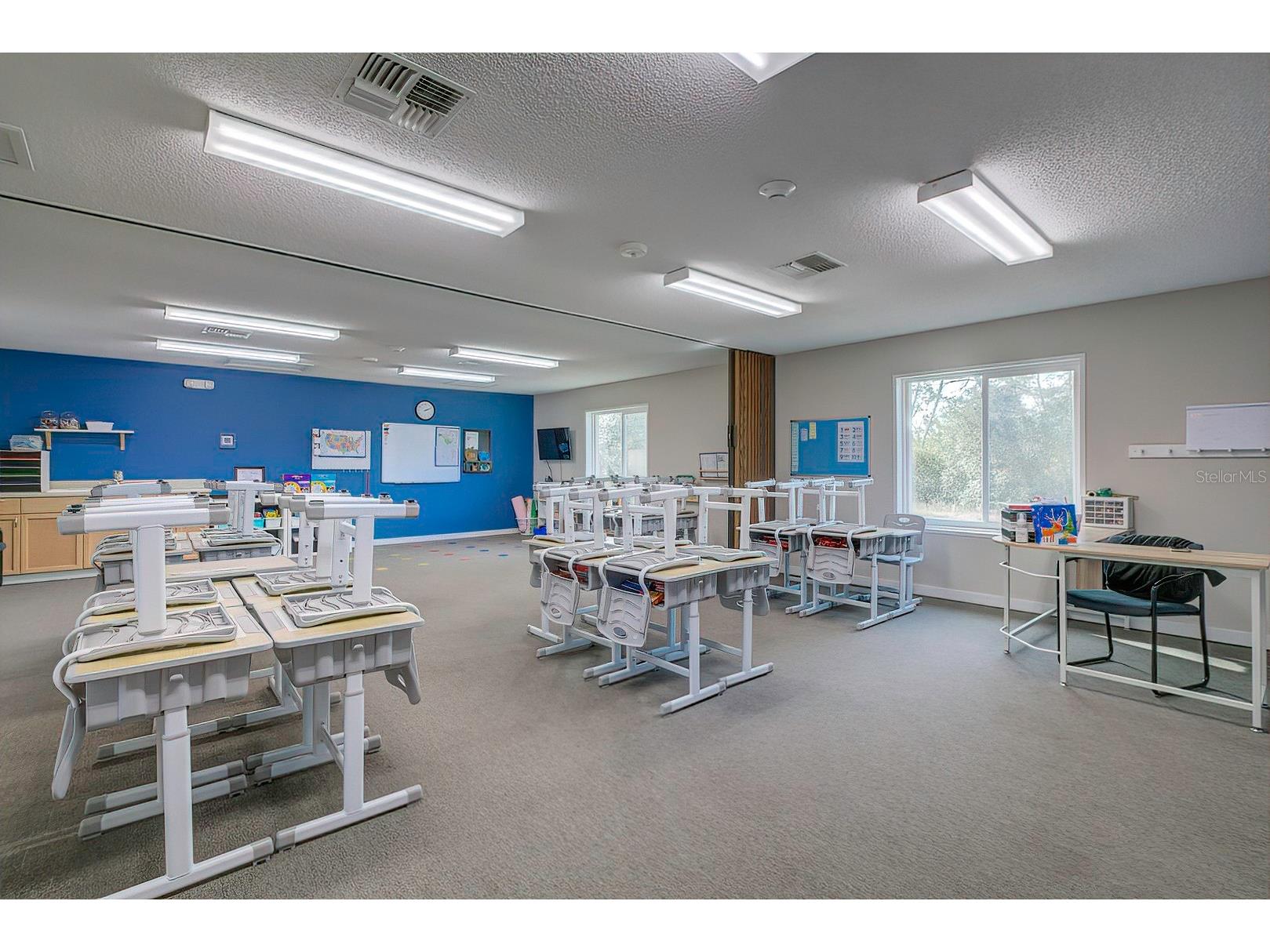 6001 Deltona Boulevard Spring Hill FL 34606 W7840727 image27