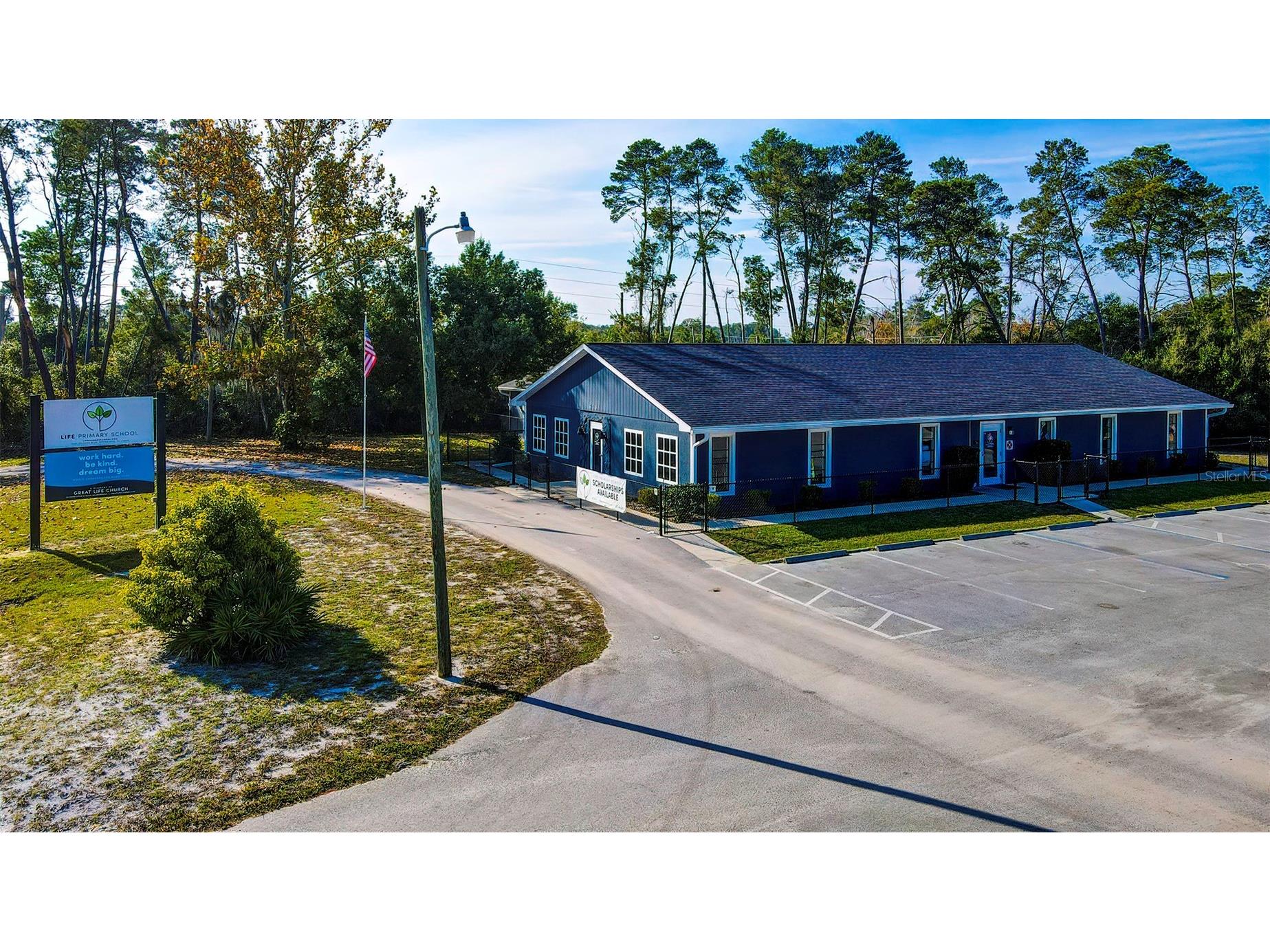 6001 Deltona Boulevard Spring Hill FL 34606 W7840727 image9