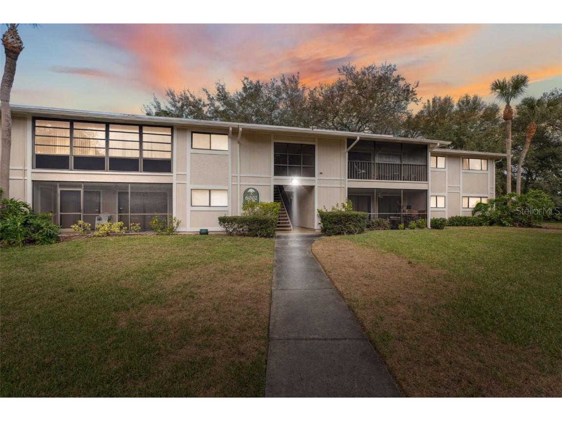 6002 Laketree Lane #L Temple Terrace FL 33617 W7872307 image1