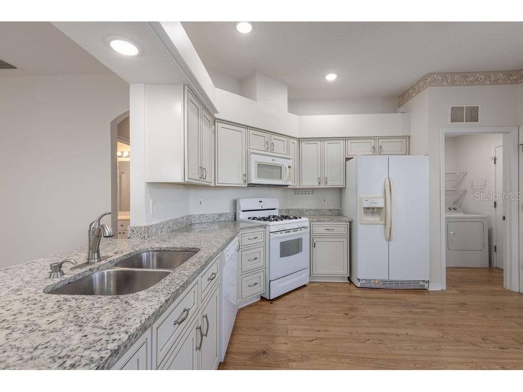 6002 Sailboat Avenue Tavares FL 32778 - LITTLE LAKE HARRIS OM716743 image8