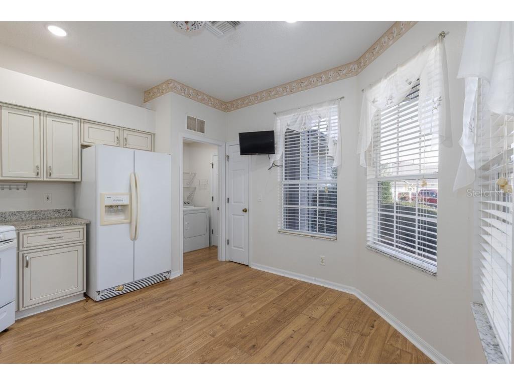 6002 Sailboat Avenue Tavares FL 32778 - LITTLE LAKE HARRIS OM716743 image9