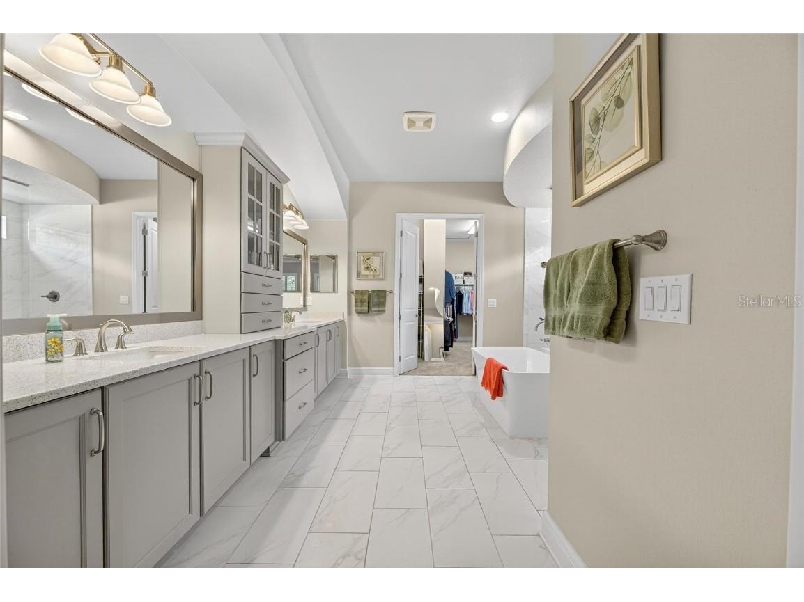 6002 Sparrowhead Way Lithia FL 33547 TB8444862 image30