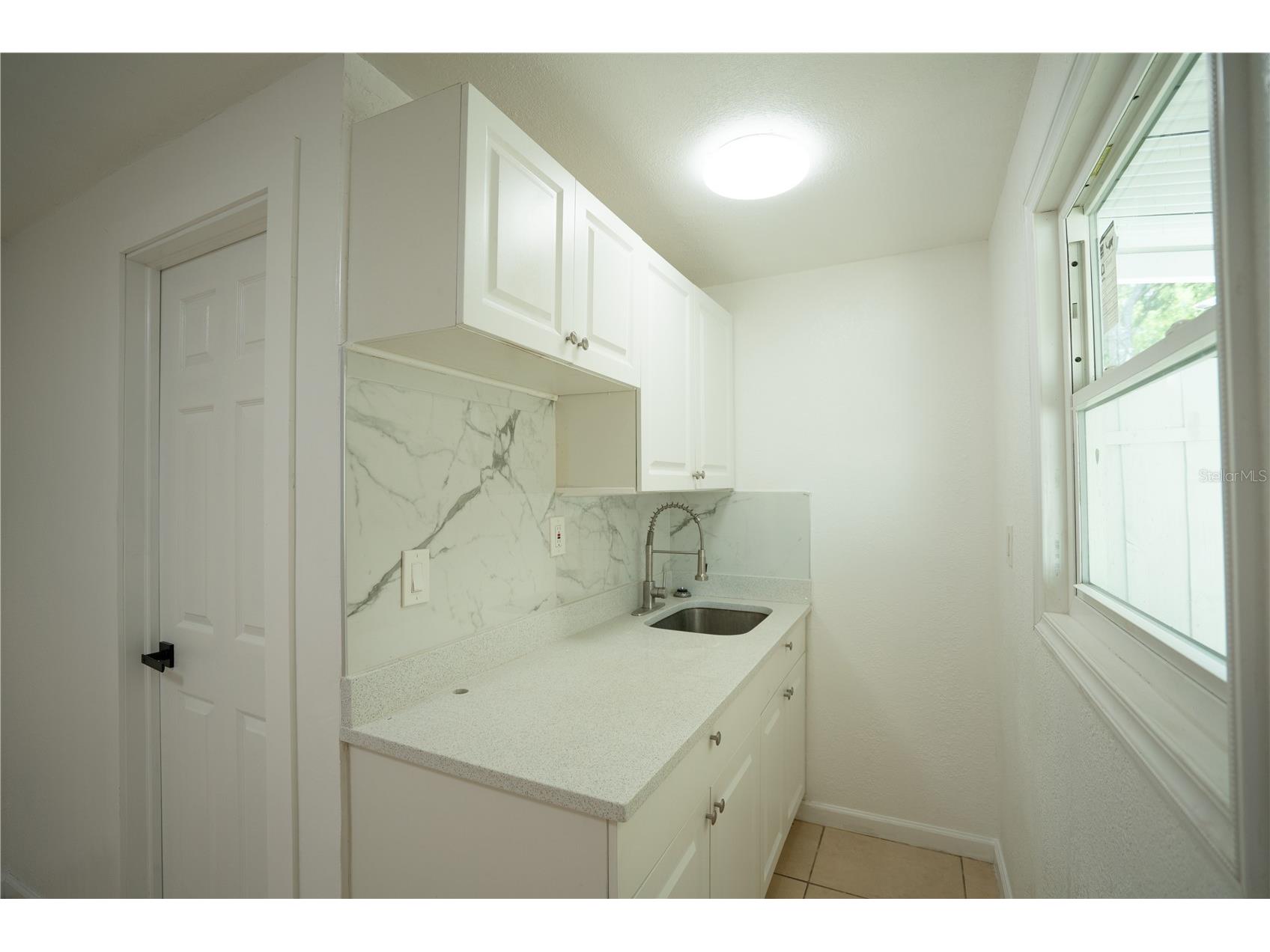 6002 W Clifton Street Tampa FL 33634 TB8510401 image13