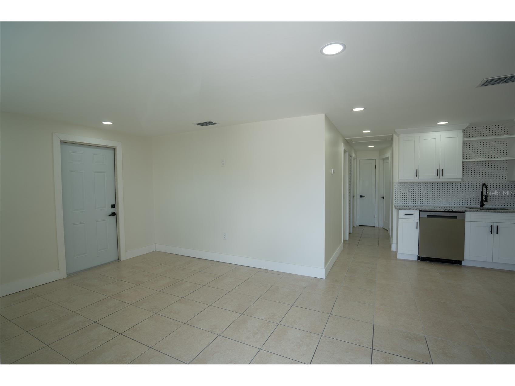 6002 W Clifton Street Tampa FL 33634 TB8510401 image19