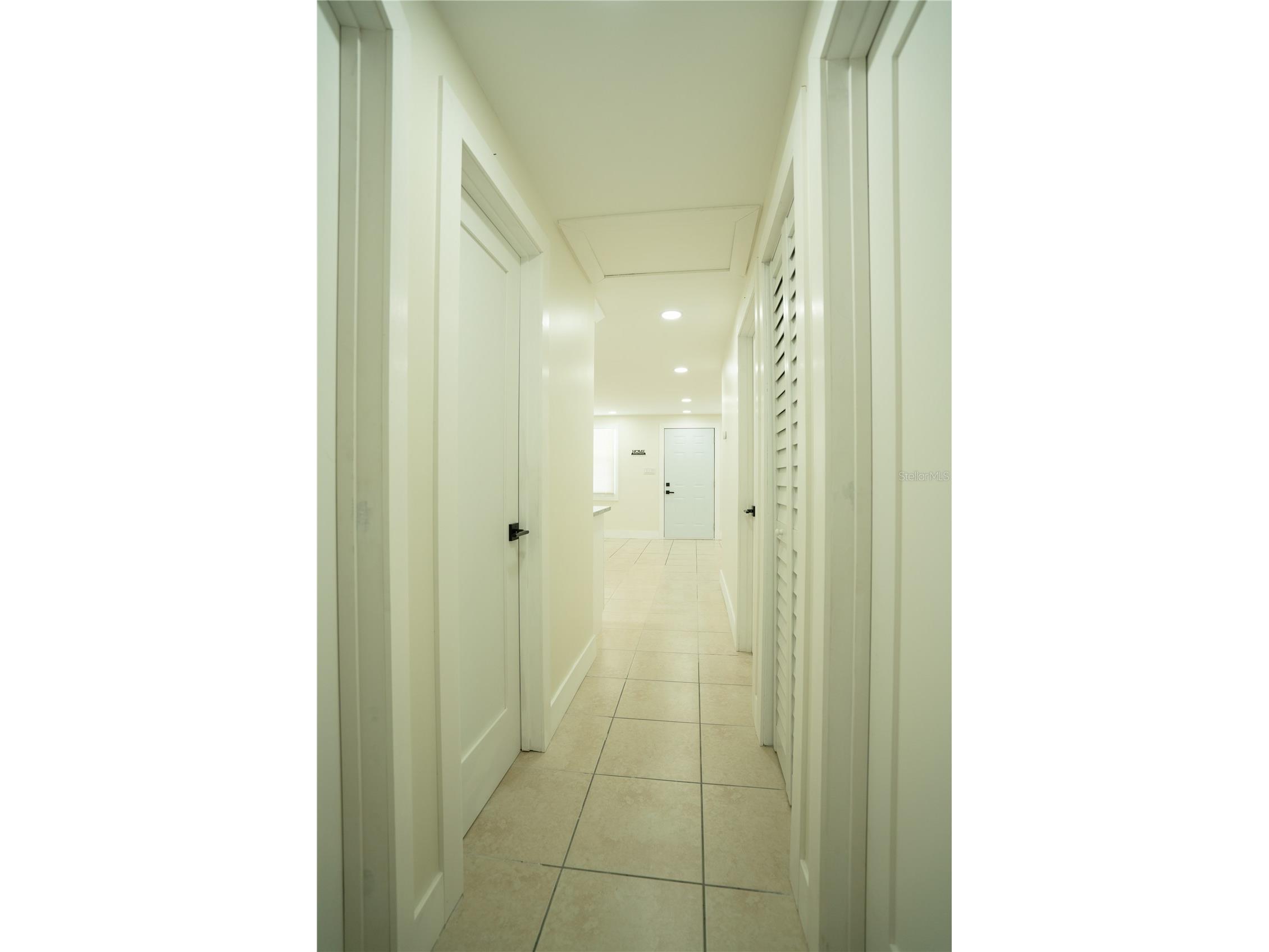 6002 W Clifton Street Tampa FL 33634 TB8510401 image5