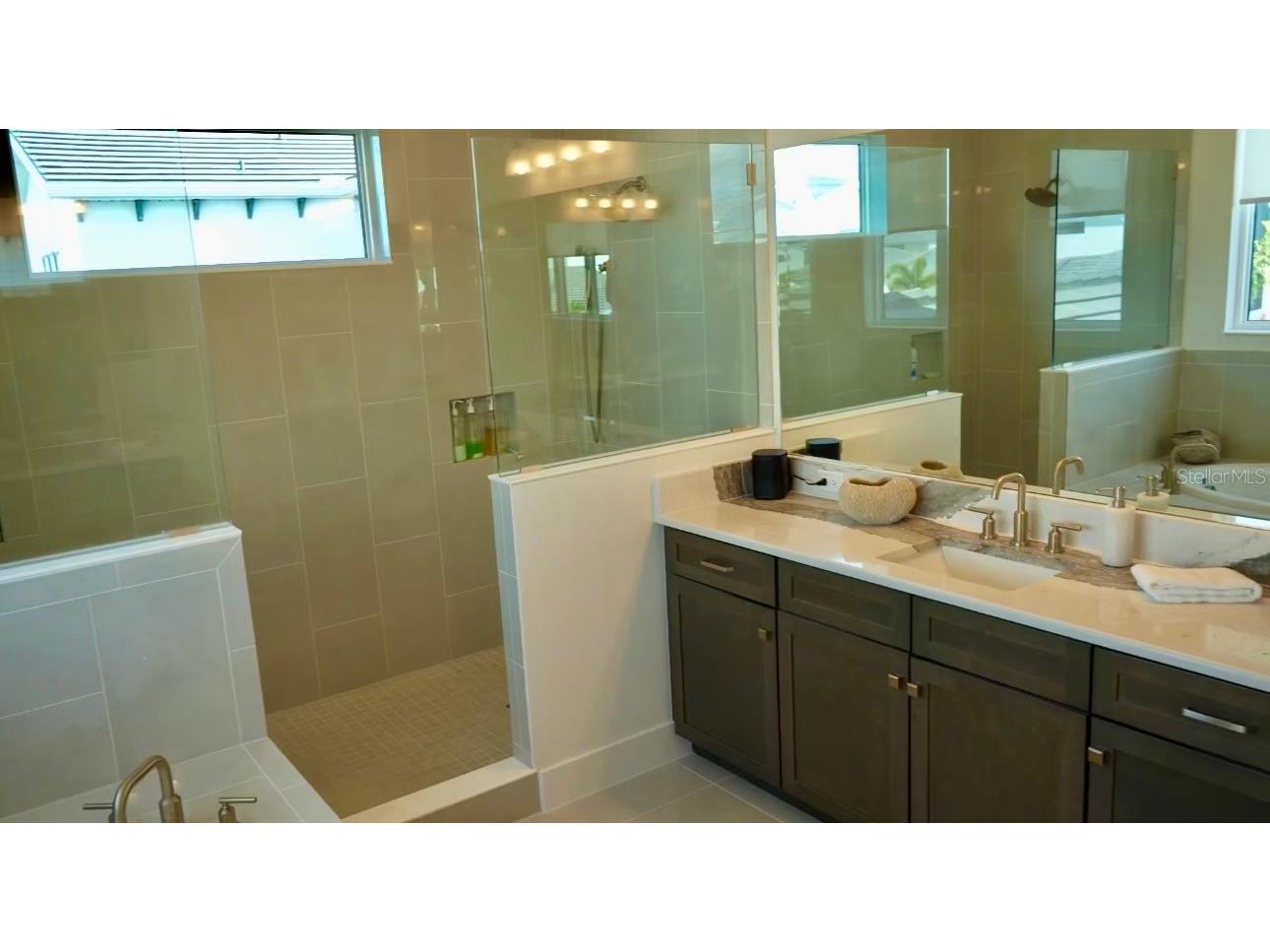 6003 Cat Claw Lane Bradenton FL 34210 C7528028 image39