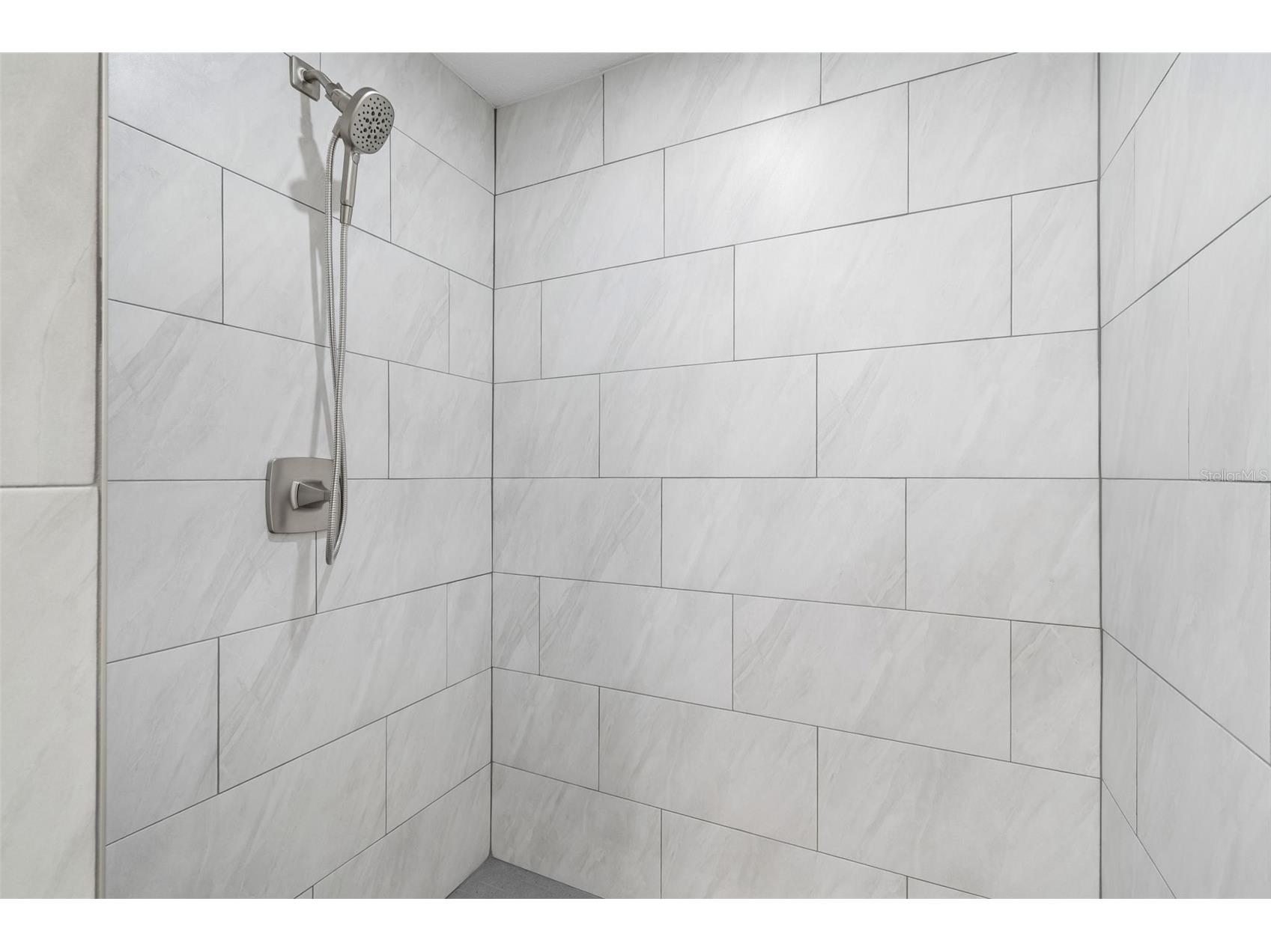 6003 Tampa Shores Boulevard Tampa FL 33615 TB8513341 image4