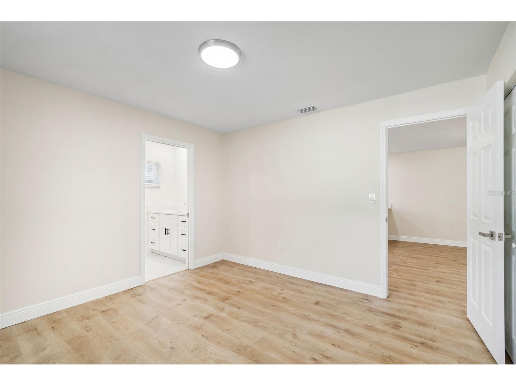 6003 Tampa Shores Boulevard Tampa FL 33615 TB8513341 image9