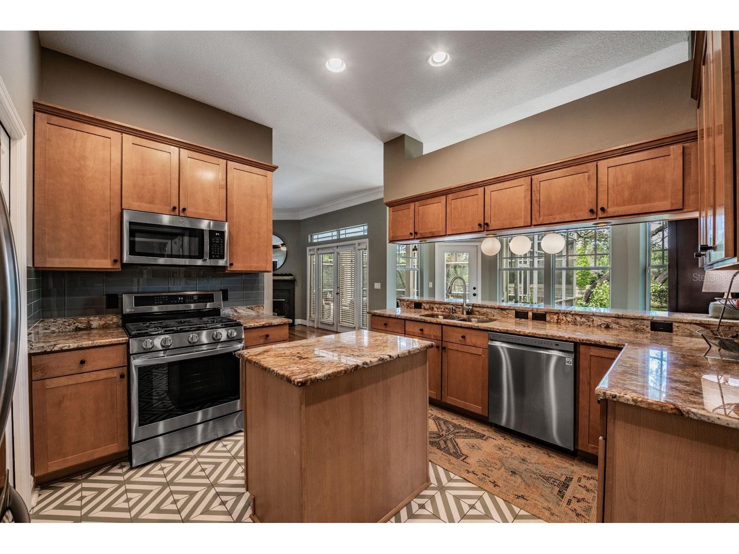 6004 Hammock Hill Avenue Lithia FL 33547 TB8502592 image19