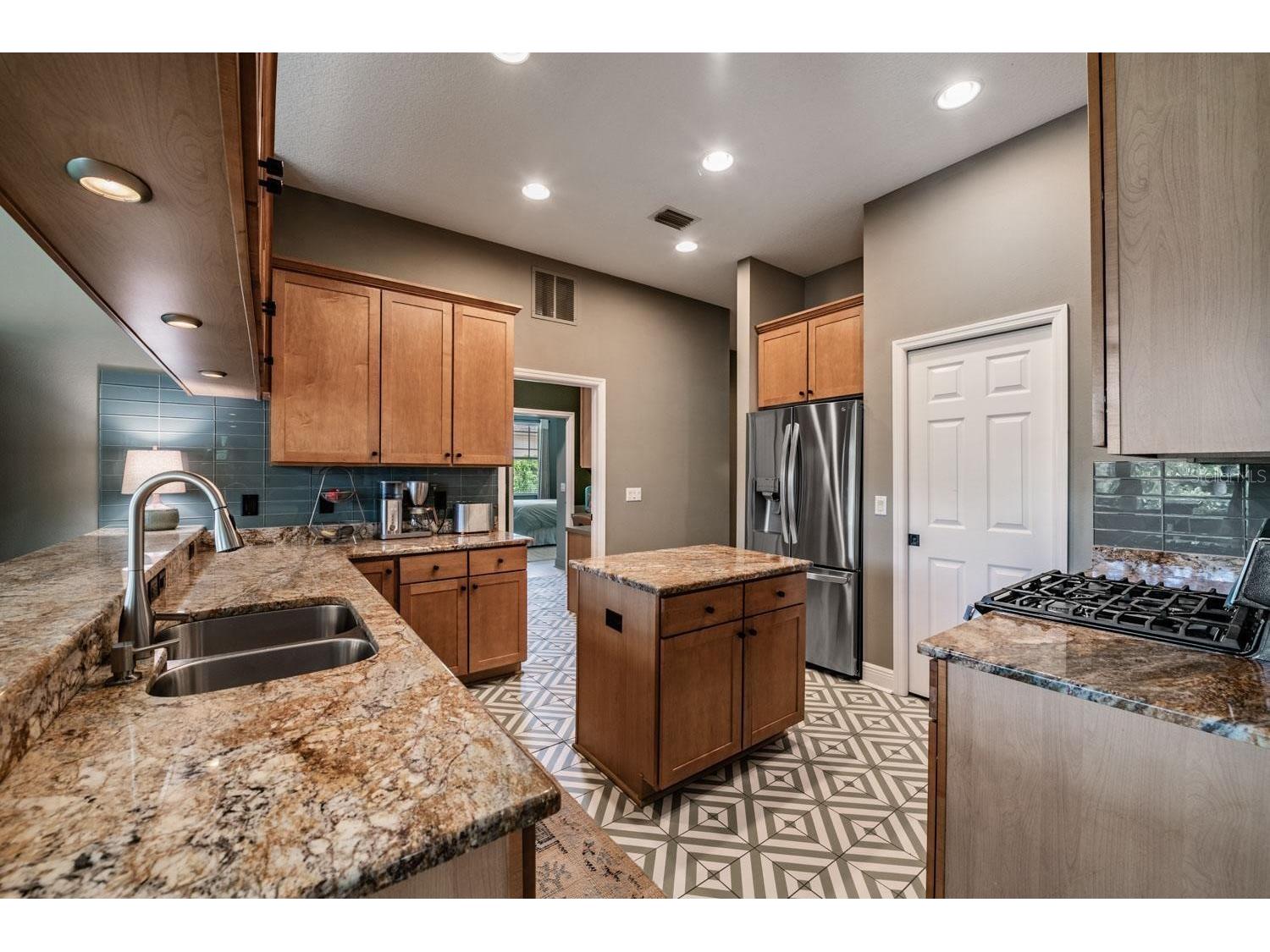 6004 Hammock Hill Avenue Lithia FL 33547 TB8502592 image21