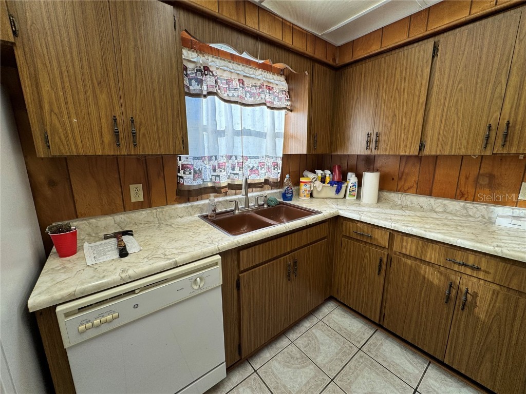 6004 N Hale Avenue Tampa FL 33614 TB8443043 image23