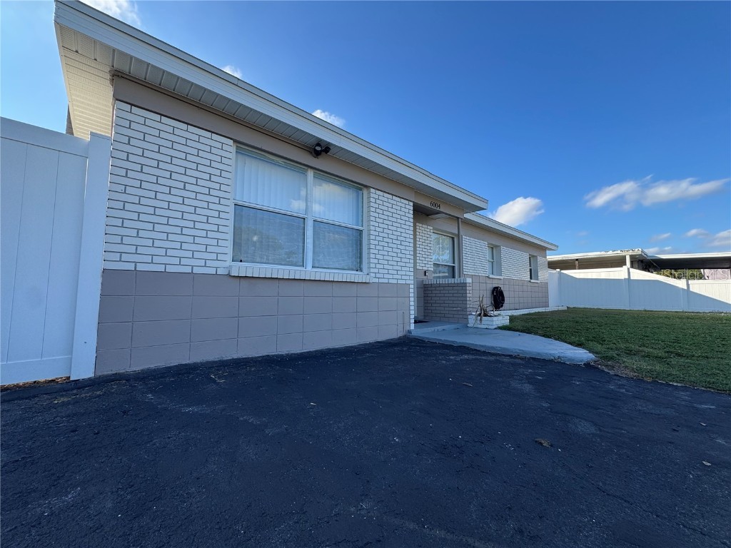 6004 N Hale Avenue Tampa FL 33614 TB8443043 image3