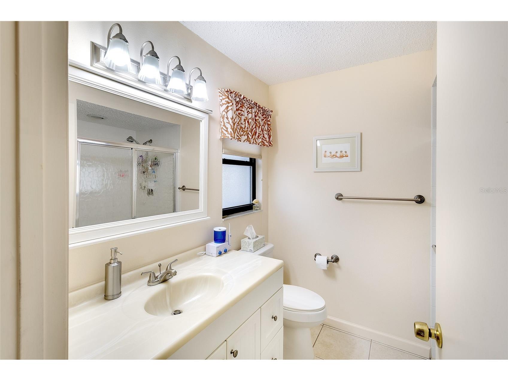 6004 Vivienda Drive #8 Bradenton FL 34207 A4685934 image11