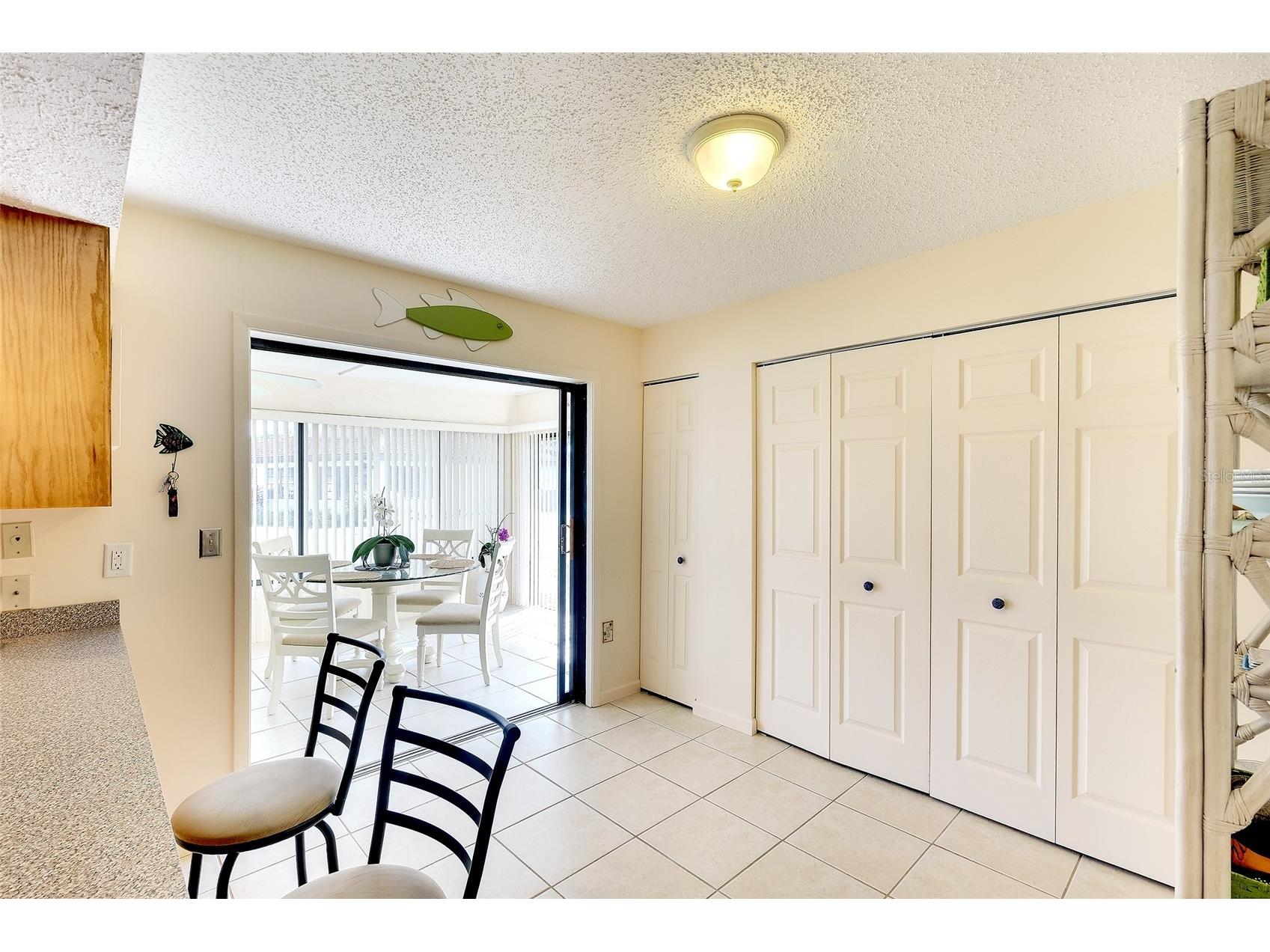 6004 Vivienda Drive #8 Bradenton FL 34207 A4685934 image17