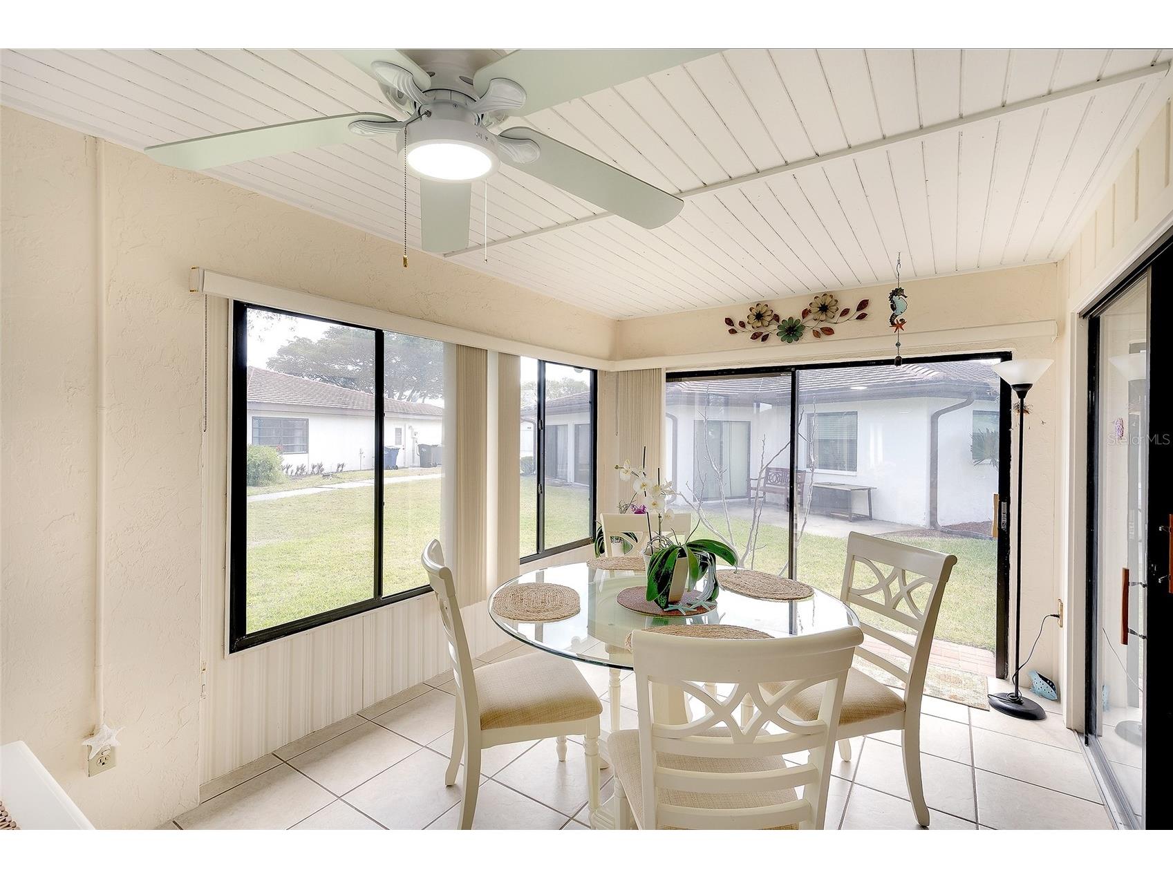 6004 Vivienda Drive #8 Bradenton FL 34207 A4685934 image19