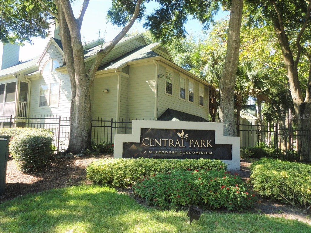 6004 Westgate Drive #103 Orlando FL 32835 O5985736 image1