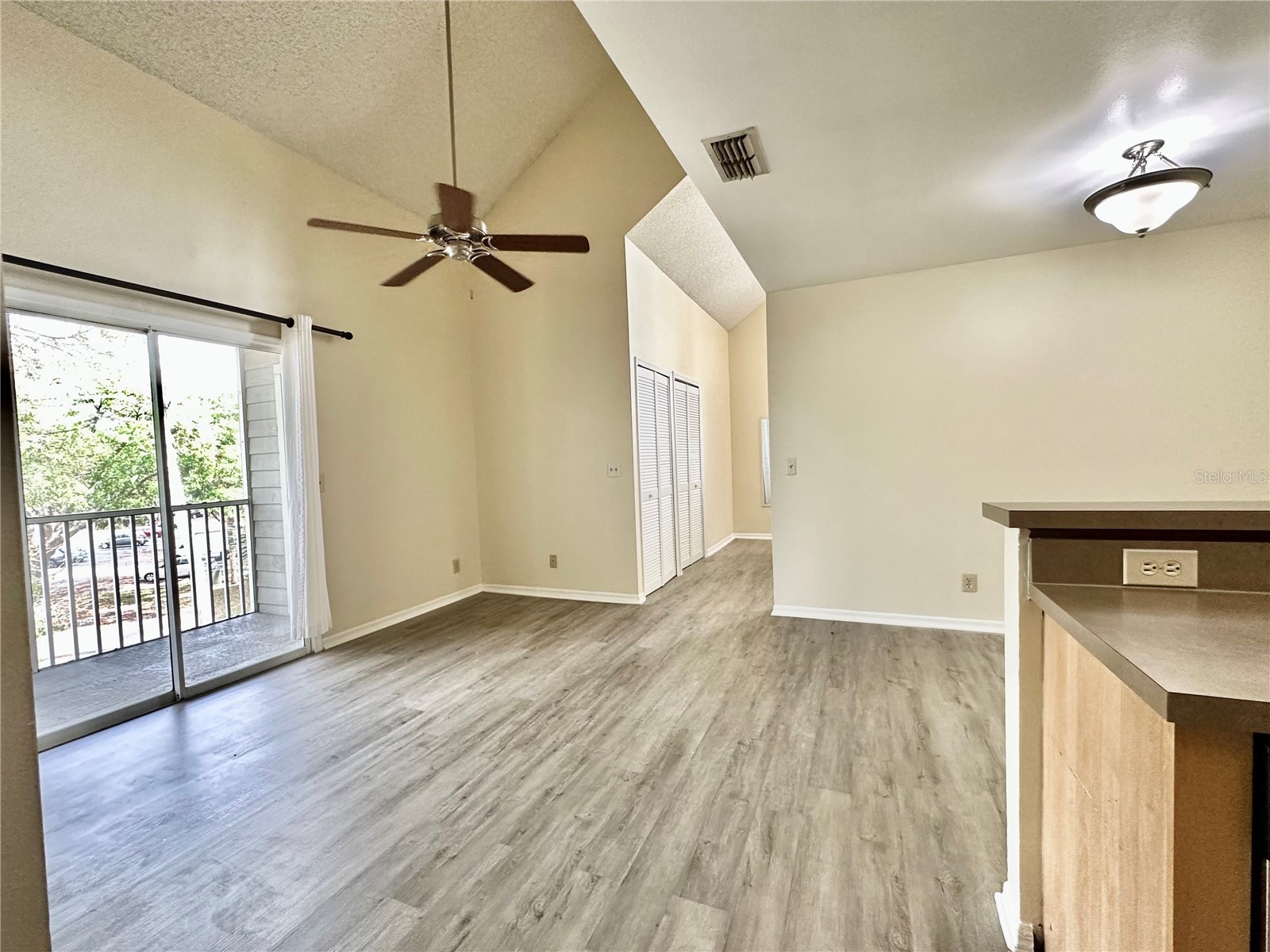 6004 Westgate Drive #301 Orlando FL 32835 S5145409 image14