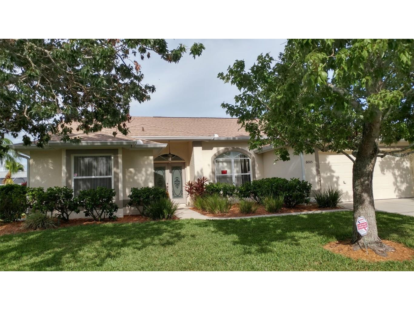6005 Cedarwood Lane Bradenton FL 34203 A4666570 image1