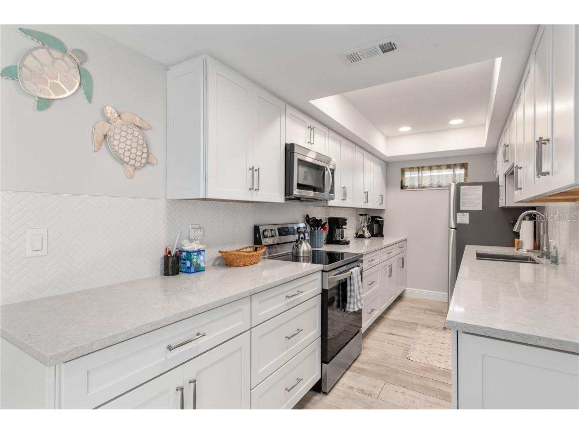 6005 Midnight Pass Road #S4 Sarasota FL 34242 A4660901 image11