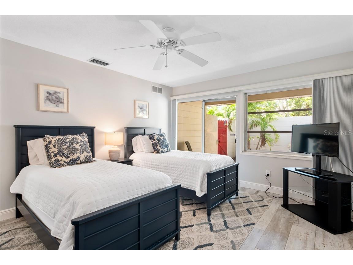 6005 Midnight Pass Road #S4 Sarasota FL 34242 A4660901 image19