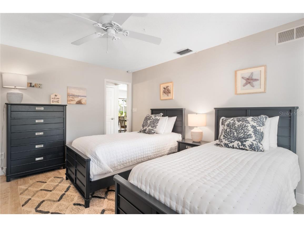 6005 Midnight Pass Road #S4 Sarasota FL 34242 A4660901 image21