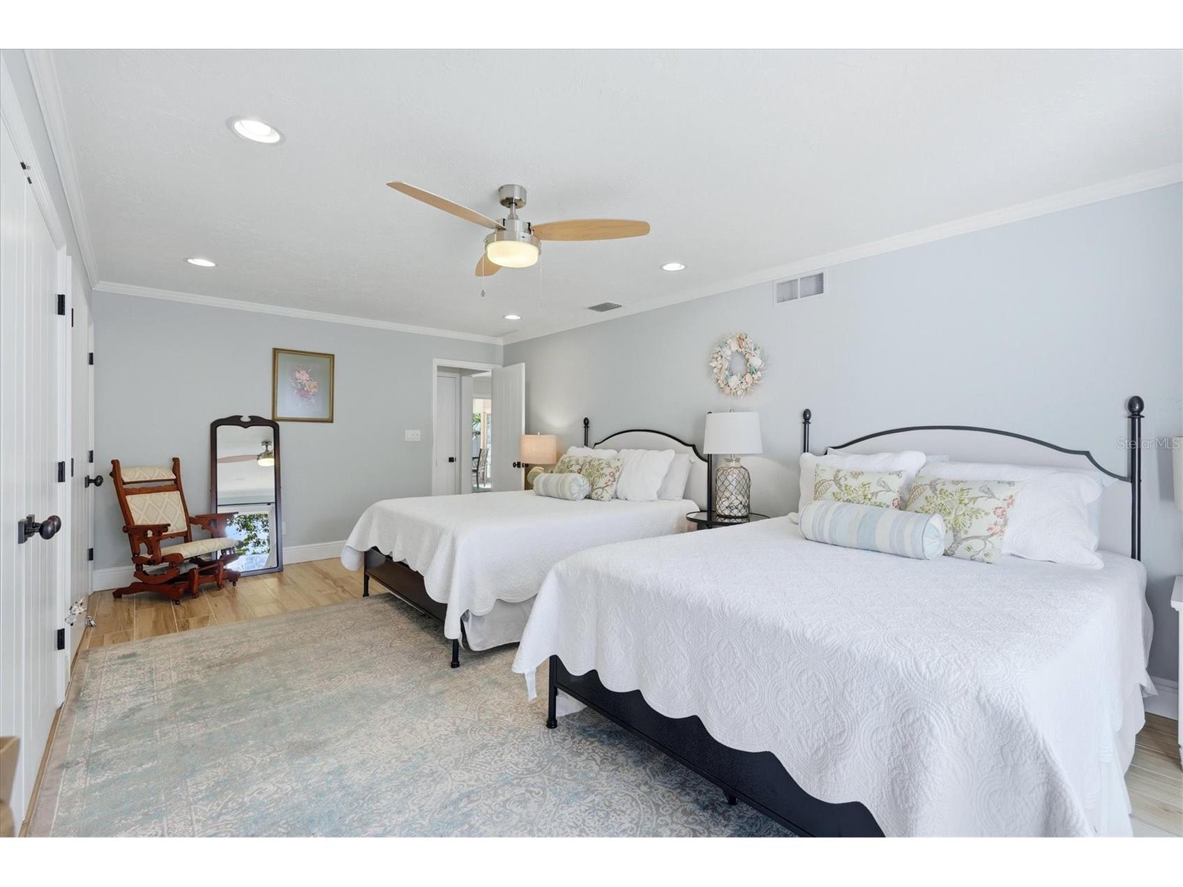 6005 Midnight Pass Road #S6 Sarasota FL 34242 A4690166 image22