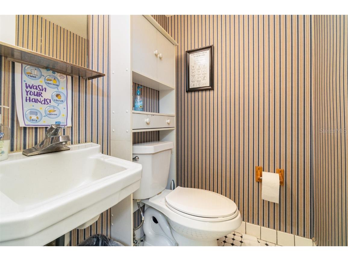 6005 Silver Star Road Orlando FL 32808 O6209792 image27