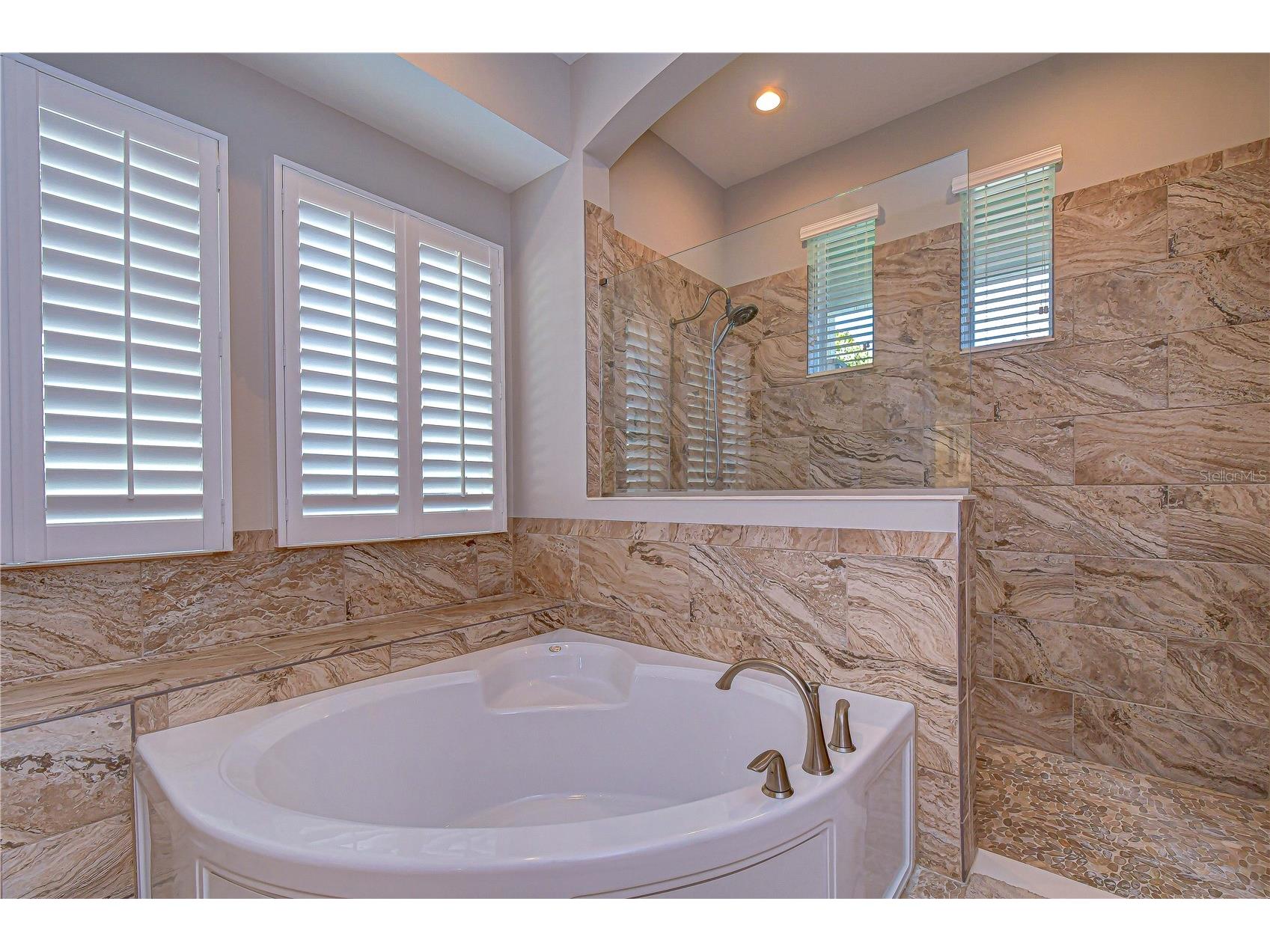 6005 Sparrowhead Way Lithia FL 33547 TB8513014 image18