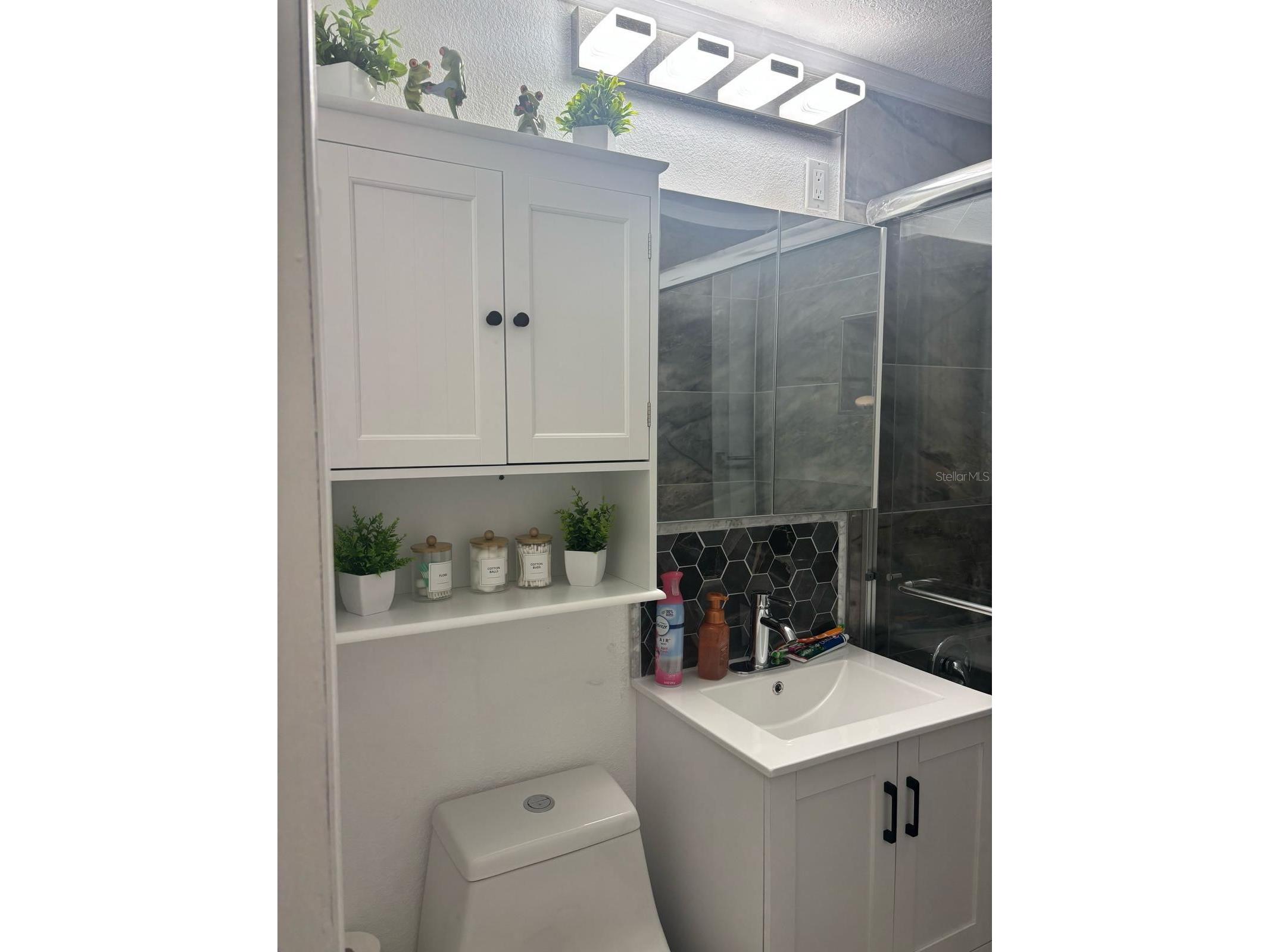 6005 W Clifton Street Tampa FL 33634 TB8480999 image17