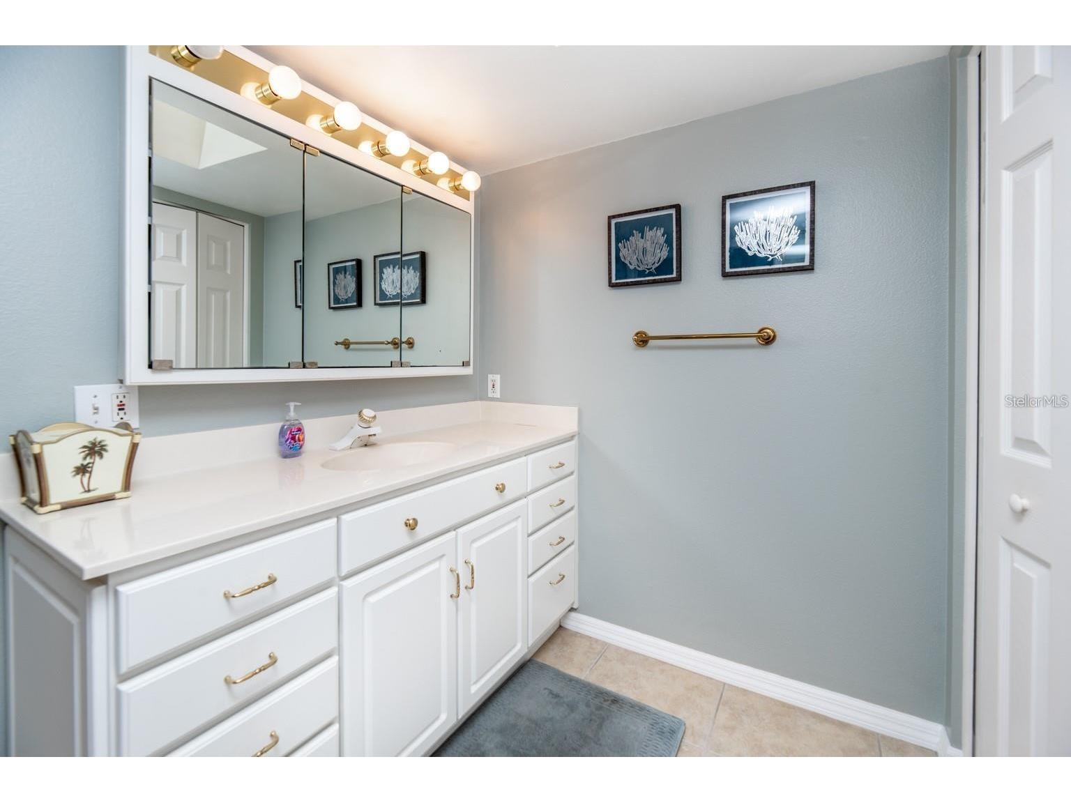 6006 Gulf Drive #207 Holmes Beach FL 34217 - THE GULF TB8502022 image23