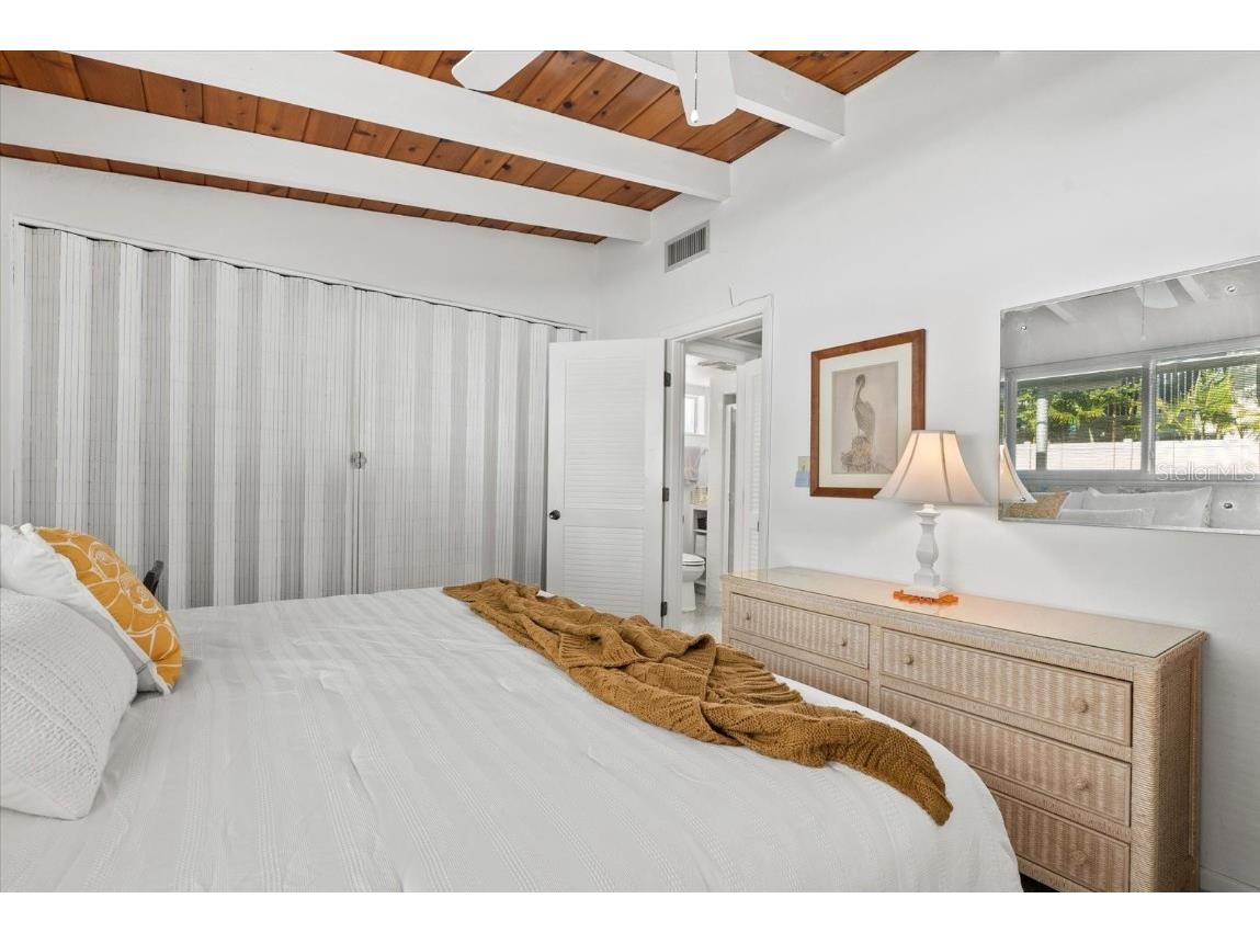 6006 Midnight Pass Road #11 Sarasota FL 34242 A4673426 image15