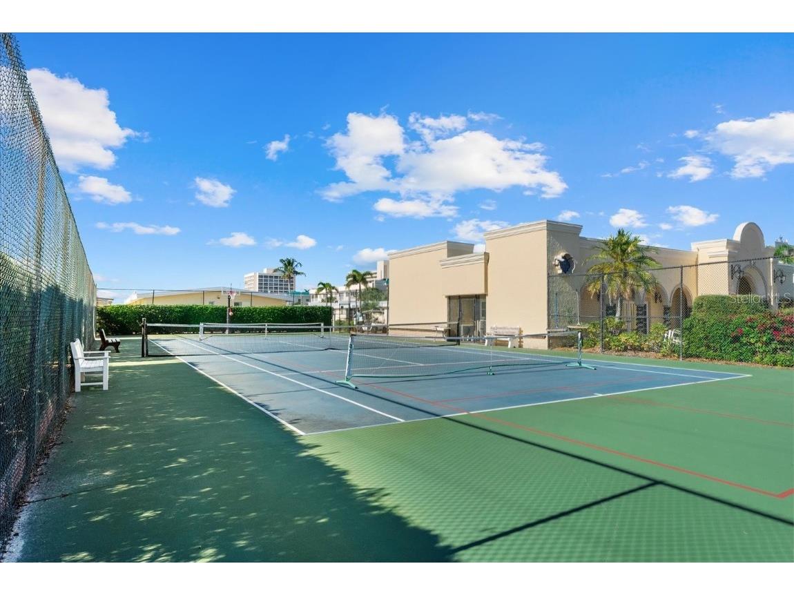 6006 Midnight Pass Road #11 Sarasota FL 34242 A4673426 image29