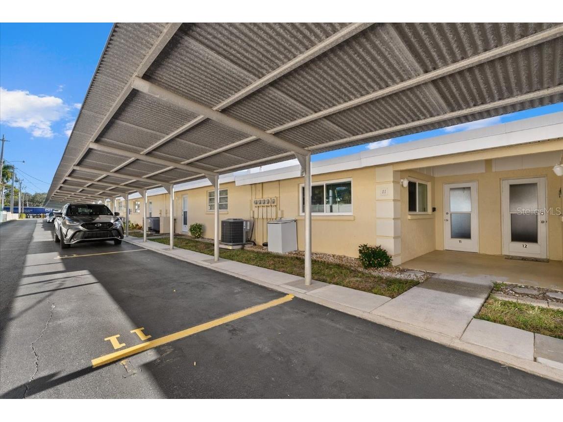 6006 Midnight Pass Road #11 Sarasota FL 34242 A4673426 image3