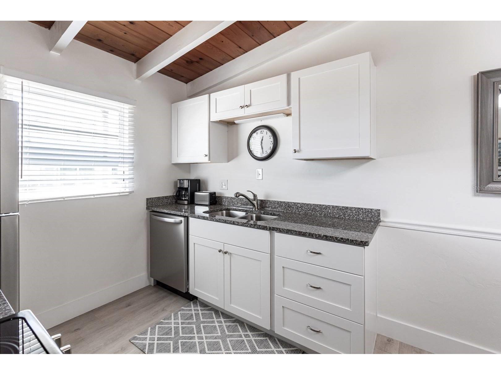 6006 Midnight Pass Road #14 Sarasota FL 34242 TB8463108 image10