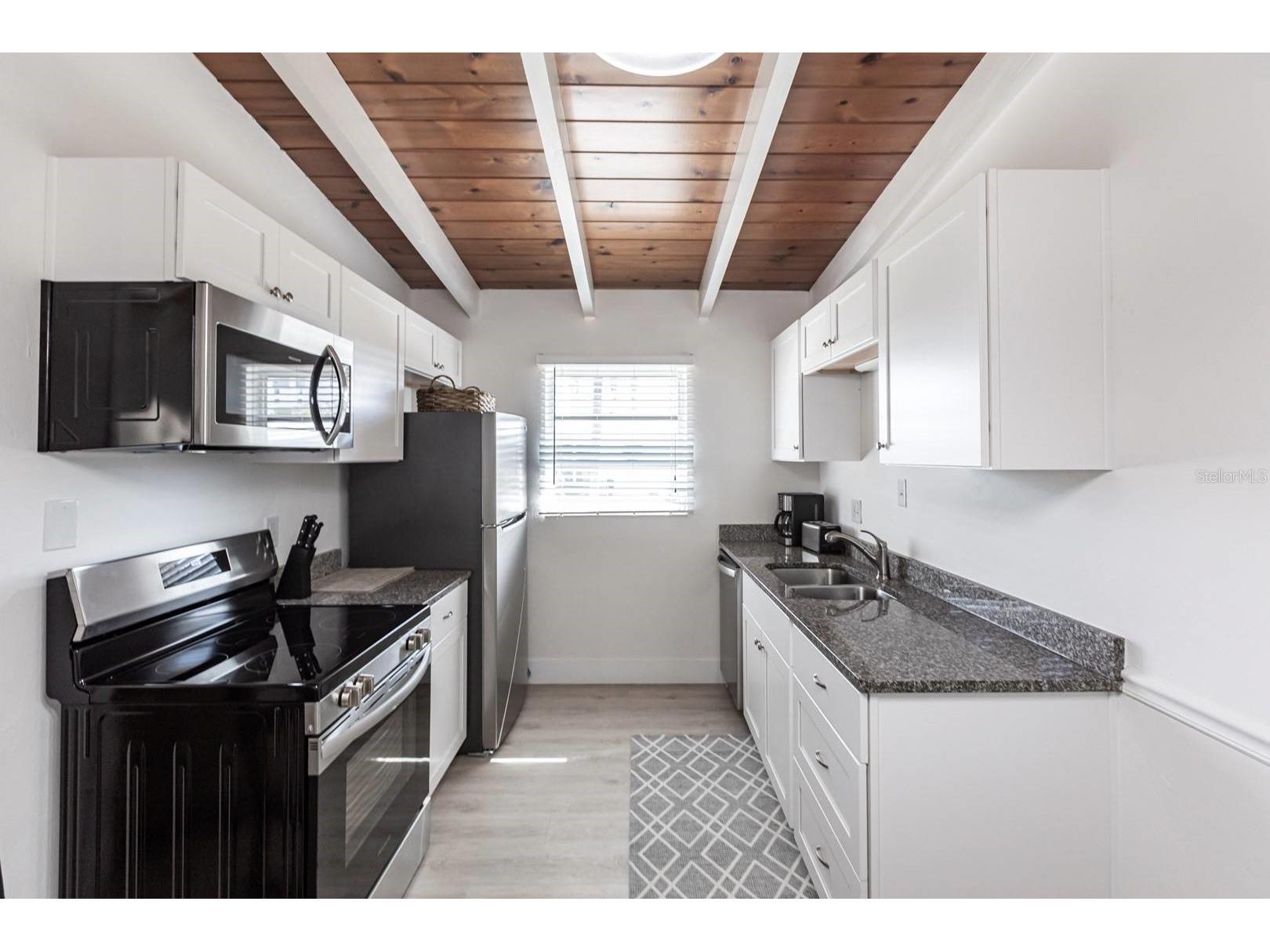 6006 Midnight Pass Road #14 Sarasota FL 34242 TB8463108 image8