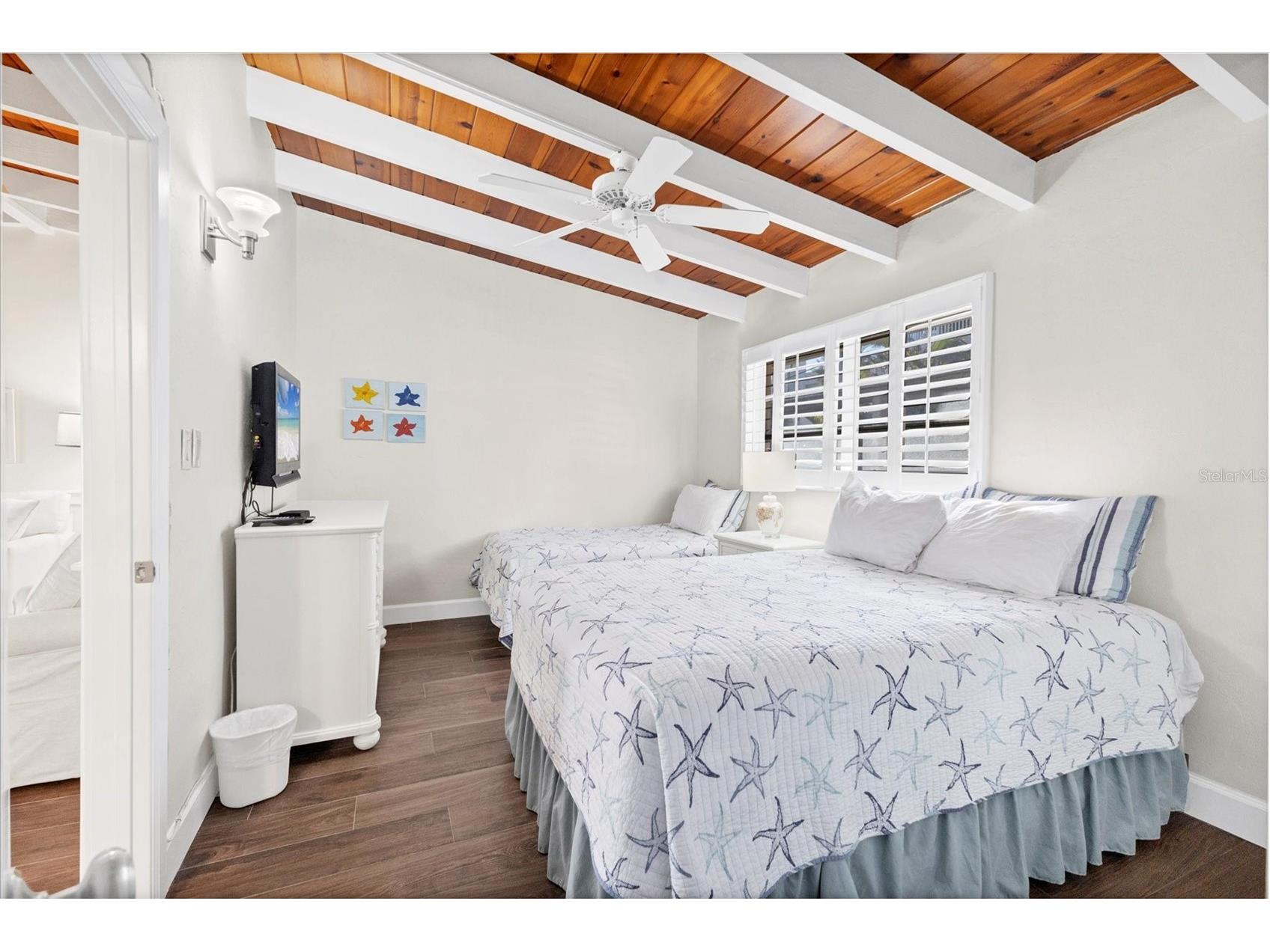 6006 Midnight Pass Road #15 Sarasota FL 34242 A4644906 image14