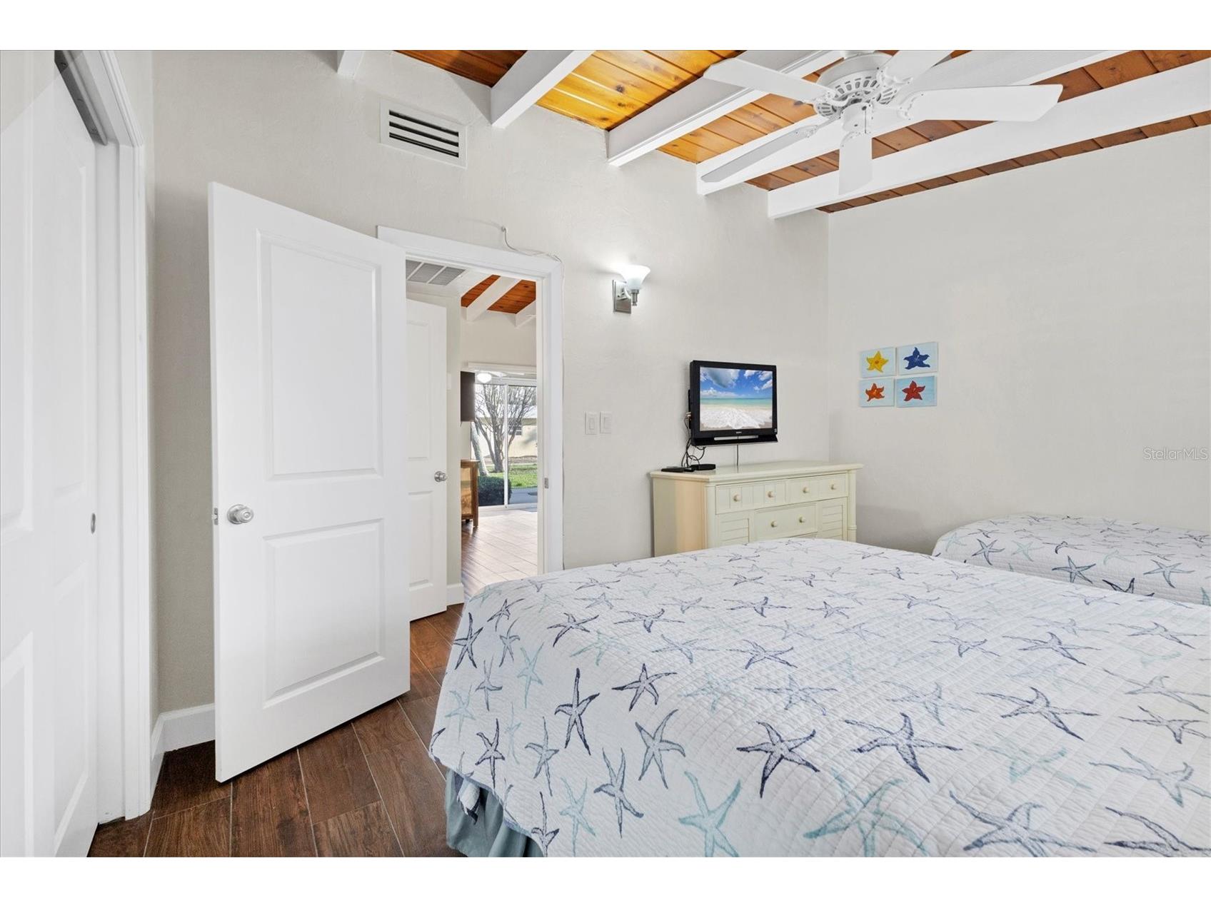 6006 Midnight Pass Road #15 Sarasota FL 34242 A4644906 image15