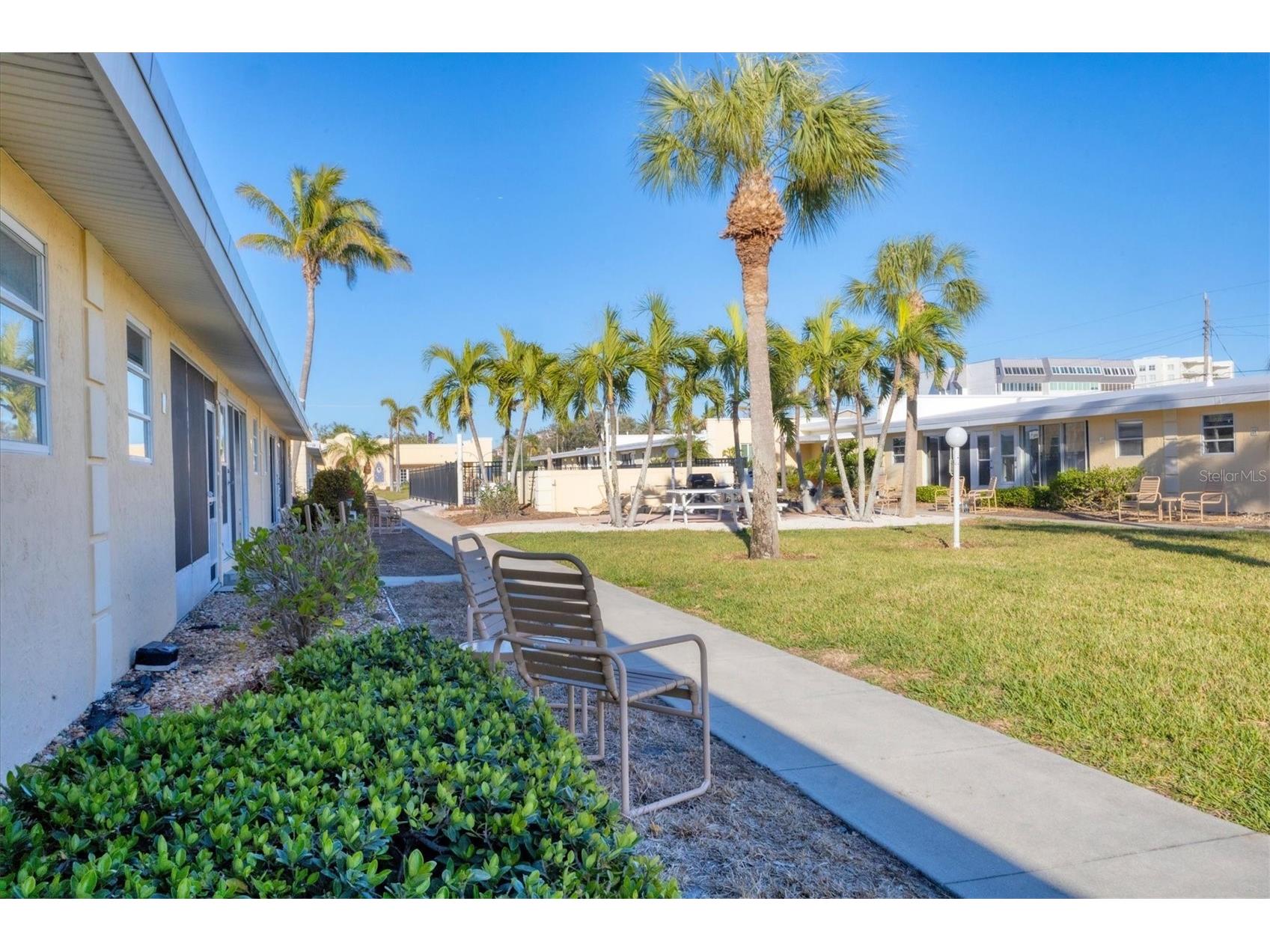 6006 Midnight Pass Road #15 Sarasota FL 34242 A4644906 image21