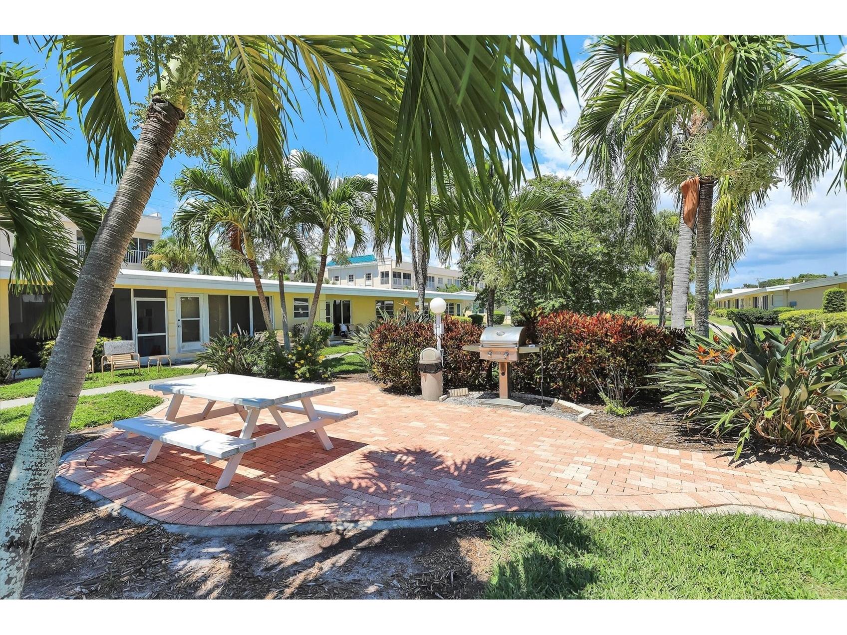 6006 Midnight Pass Road #15 Sarasota FL 34242 A4644906 image24