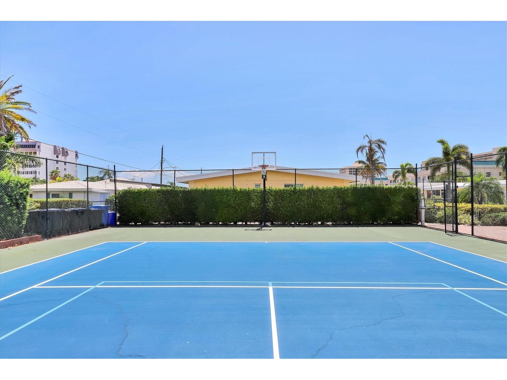 6006 Midnight Pass Road #15 Sarasota FL 34242 A4644906 image31